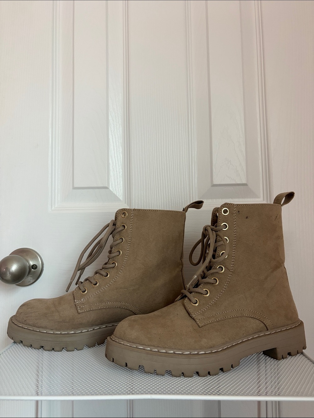 H&M Women’s Tan Suede Lace-Up Combat Boots